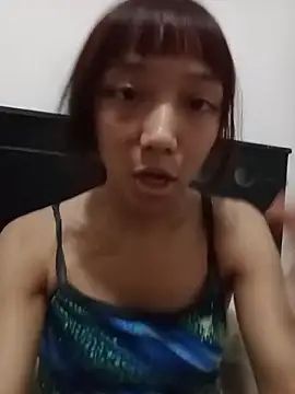 Snapshot of Karmakuro chatting on 05.19.26 Karmakuro online show from 05.19.26
