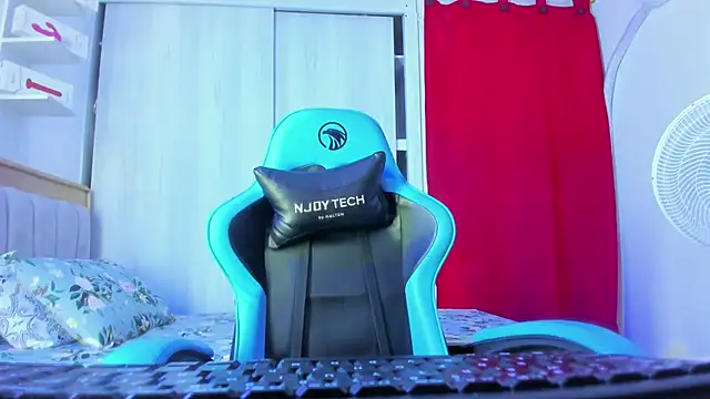 Lunastar02 online show from 12.04.25