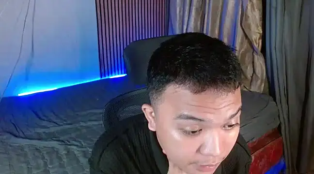 xsweetasian69x online show from 01.17.25