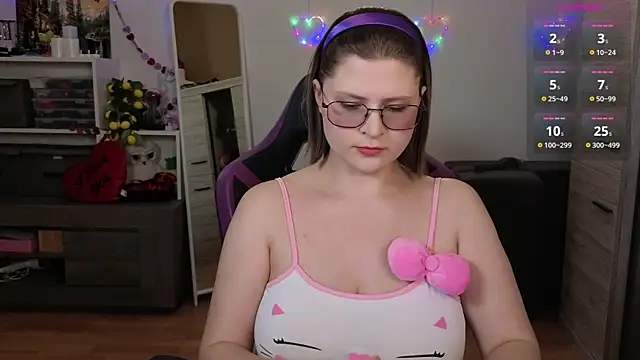 TinniAngel online show from 03.03.26