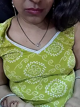 Snapshot of Diya_143 chatting on 03.29.26 Diya 143 online show from 03.29.26