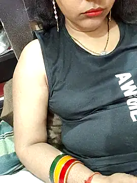 Diya 143 online show from 04.18.26