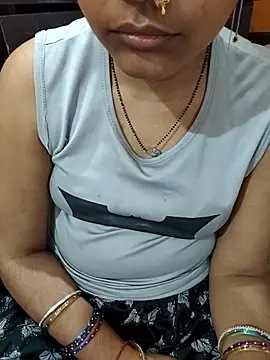 Diya 143 online show from 05.19.26