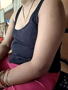 Diya 143 online show from 07.14.26