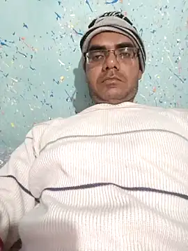 Snapshot of ajayraj0000 chatting on 12.05.25 ajayraj0000 online show from 12.05.25