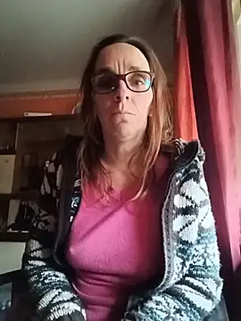 Dettybitch40 online show from 11.24.25