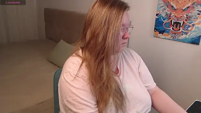 Snapshot of Ann_Muna chatting on 12.07.24 Ann Muna online show from 12.07.24