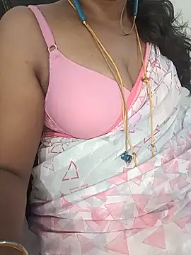 Snapshot of Tamil-hotwife chatting on 06.12.26 Tamil-hotwife online show from 06.12.26