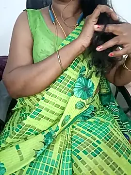 Snapshot of Tamil-hotwife chatting on 06.13.26 Tamil-hotwife online show from 06.13.26