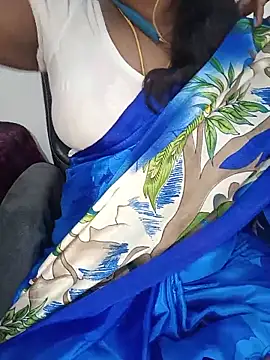 Snapshot of Tamil-hotwife chatting on 06.17.26 Tamil-hotwife online show from 06.17.26