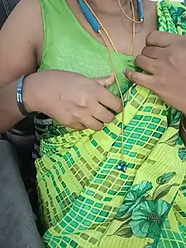 Snapshot of Tamil-hotwife chatting on 06.22.26 Tamil-hotwife online show from 06.22.26