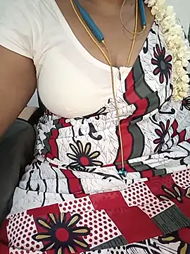 Snapshot of Tamil-hotwife chatting on 06.23.26 Tamil-hotwife online show from 06.23.26