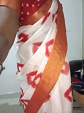 Snapshot of Tamil-hotwife chatting on 07.14.26 Tamil-hotwife online show from 07.14.26