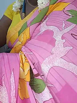 Snapshot of Tamil-hotwife chatting on 07.16.26 Tamil-hotwife online show from 07.16.26