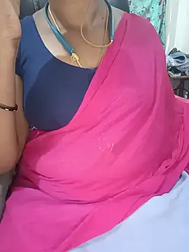 Snapshot of Tamil-hotwife chatting on 07.27.26 Tamil-hotwife online show from 07.27.26