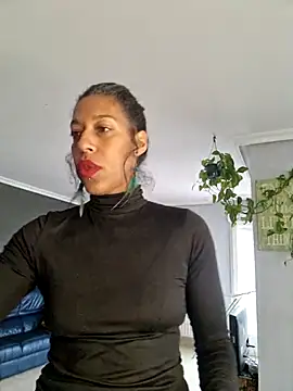 Goldenlace online show from 11.21.25