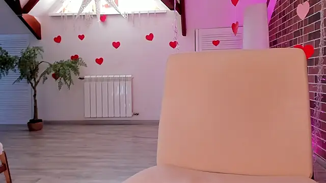 Snapshot of AzaliaSwallows chatting on 06.23.26 AzaliaSwallows online show from 06.23.26