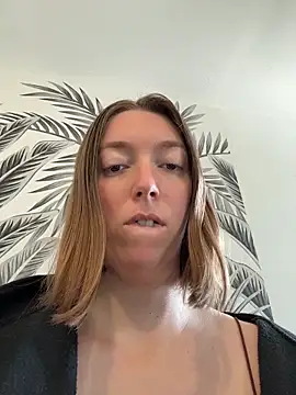 Daisy Michto Officiel online show from 06.09.26