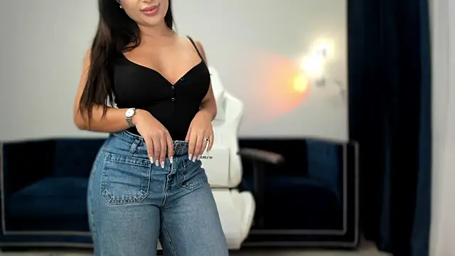 Snapshot of _missperfection_ chatting on 04.21.26 missperfection online show from 04.21.26
