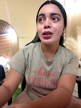 HotstuffCherrySummer online show from 09.17.25