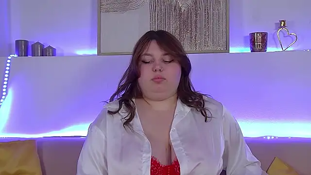 LillianKim online show from 02.25.25