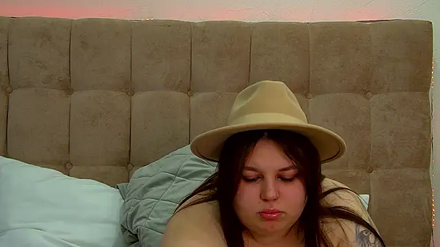 LillianKim online show from 03.07.25