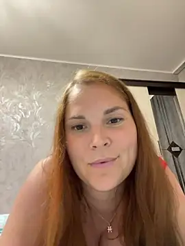 Snapshot of Ellis_Foxy chatting on 07.16.26 Ellis Foxy online show from 07.16.26