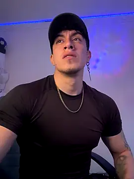 strongboy  online show from 12.02.25