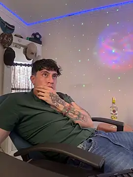 strongboy  online show from 12.13.25