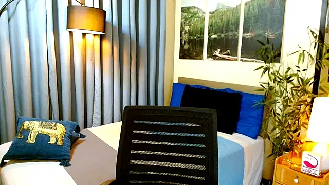 Anna Leah online show from 01.14.25