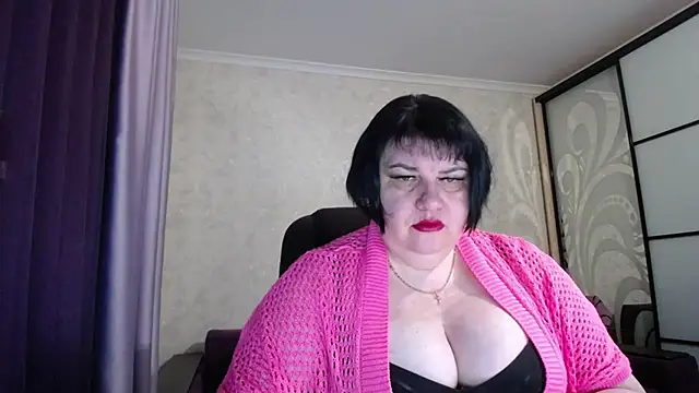 JuicyLady Di online show from 01.19.26