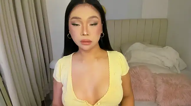 Snapshot of venusangelicxx chatting on 02.10.25 venusangelicxx online show from 02.10.25