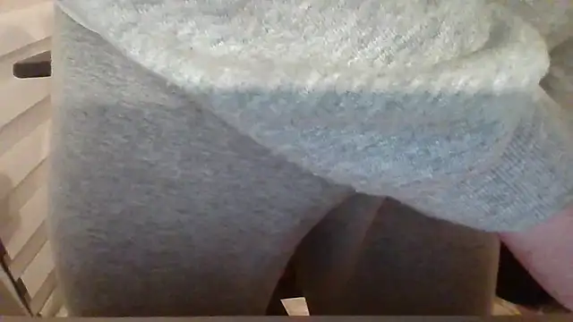 Snapshot of alessexxx24 chatting on 02.26.25 alessexxx24 online show from 02.26.25