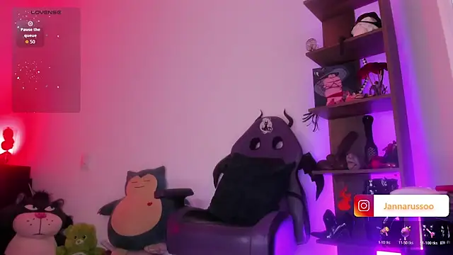 EmmaRusso online show from 04.08.26