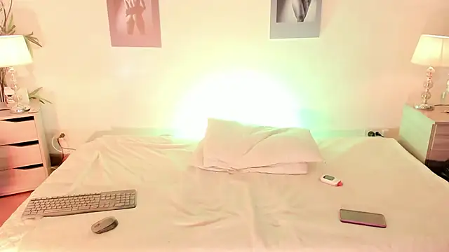 Alicee Levine online show from 04.02.26