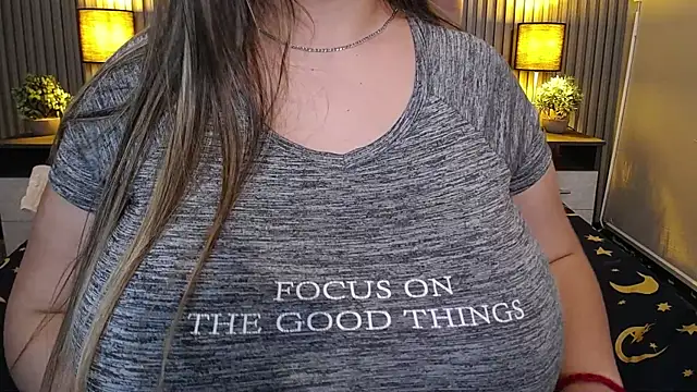 Snapshot of dafne_hss chatting on 12.04.24 dafne hss online show from 12.04.24