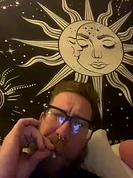 Snapshot of Tomas_Zaddy chatting on 11.19.25 Tomas Zaddy online show from 11.19.25