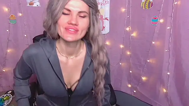 MilaLoona online show from 03.30.26