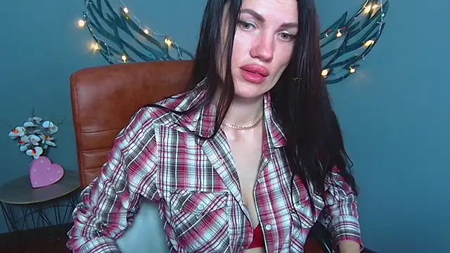 MilaLoona online show from 07.12.26