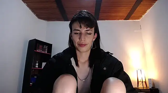 Snapshot of Cocain_Atenea chatting on 03.18.25 Cocain Atenea online show from 03.18.25