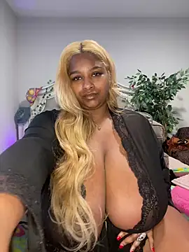BigFineSelena online show from 01.06.25
