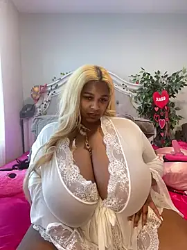 BigFineSelena online show from 02.02.25