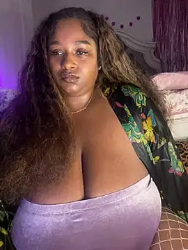 BigFineSelena online show from 05.31.26