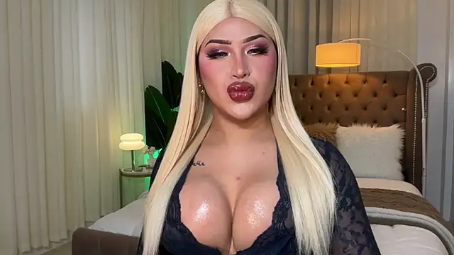 Your Majesty Tyra online show from 03.15.25