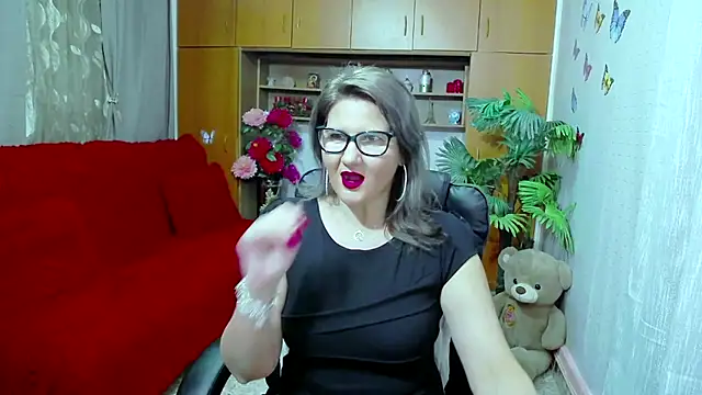 Snapshot of LucilleFenlys chatting on 12.07.24 LucilleFenlys online show from 12.07.24