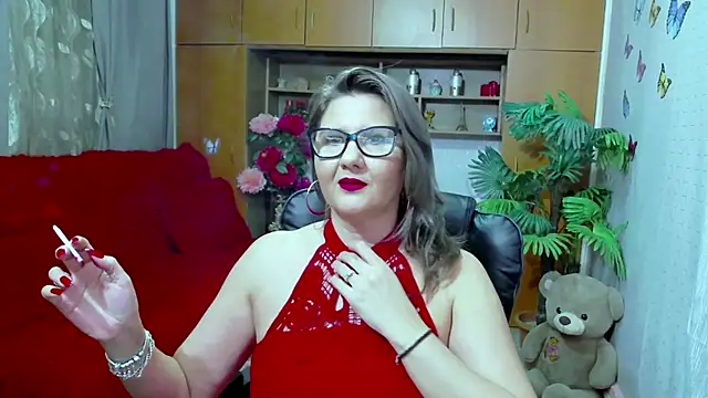 Snapshot of LucilleFenlys chatting on 12.10.24 LucilleFenlys online show from 12.10.24