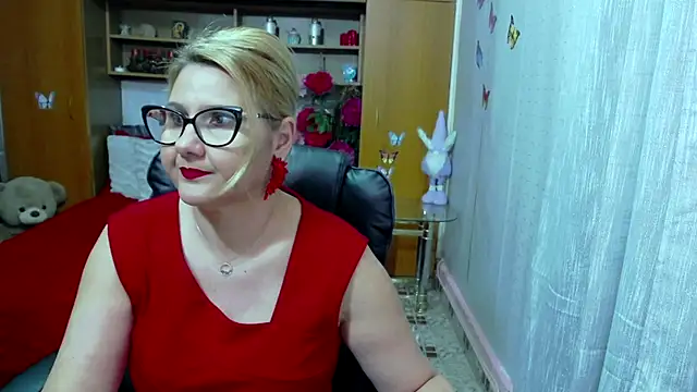 Snapshot of LucilleFenlys chatting on 01.13.25 LucilleFenlys online show from 01.13.25