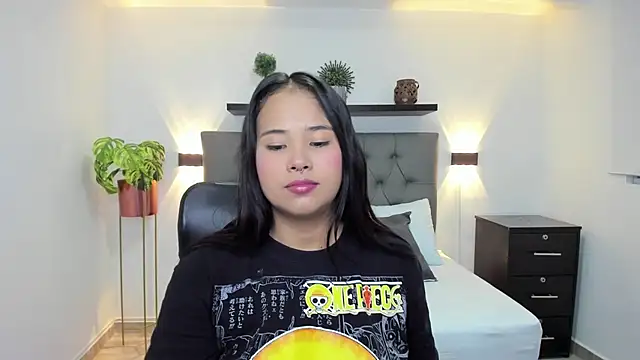 Snapshot of isabella_florez chatting on 03.10.25 isabella florez online show from 03.10.25