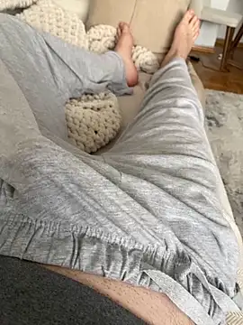 Snapshot of okanist chatting on 01.21.25 okanist online show from 01.21.25