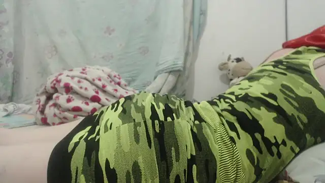 Kittywhiteass online show from 03.11.25